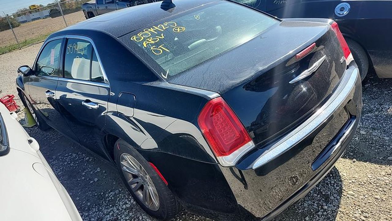 2015 Chrysler 300 for sale | Autura Marketplace