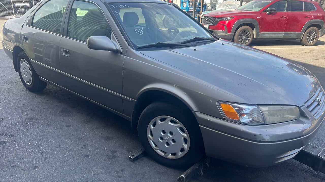 1999 Toyota Camry