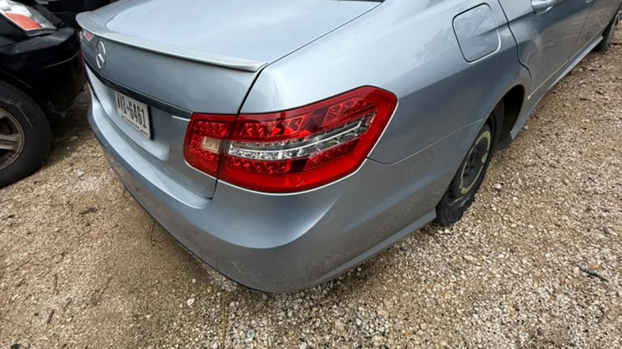 Passenger back angle